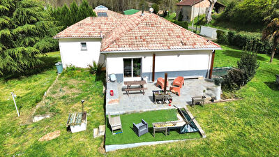Maison de plain-pied proche HAGETMAU 5 pièces 136 m²