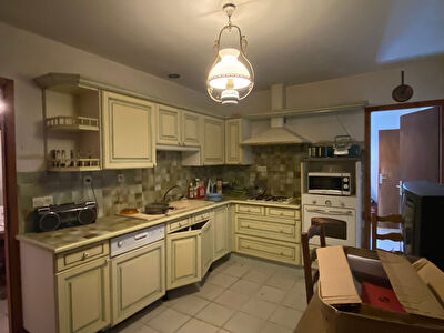 Villa landaise de plain pied, 4 pièces sur un terrain de 1166 m² SORT EN CHALOSSE