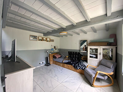 Maison de pays, 5 pièces, sur terrain de 850 m², POUILLON