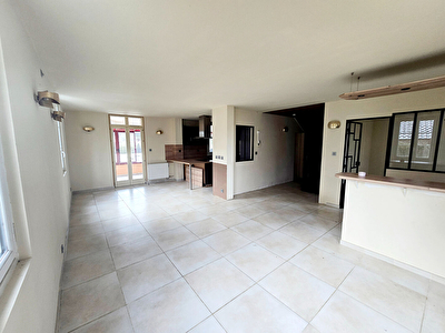 Maison 6 pièces de 153 m² sur un terrain de 770 m²