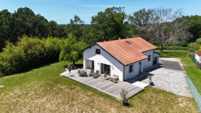 Maison de standing PEYREHORADE 5 pièces 165 m²