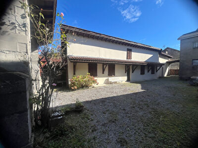 Proche Sauveterre de Béarn