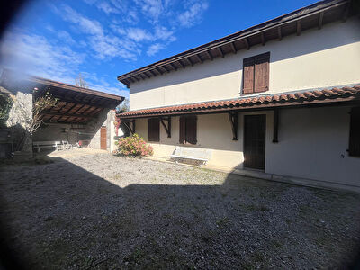 Proche Sauveterre de Béarn