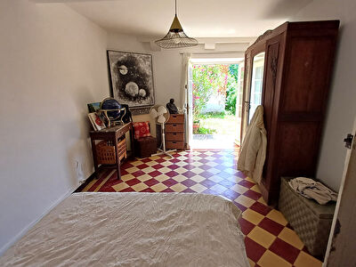 Maison ESCOS 7 pièces 161 m² 