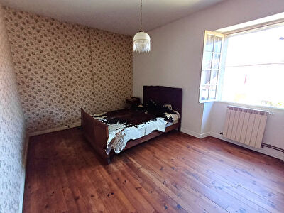 Maison ESCOS 7 pièces 161 m² 