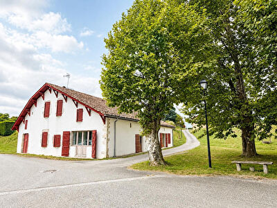 Maison de caractère 6 pièces 257 m² proche de Peyrehorade