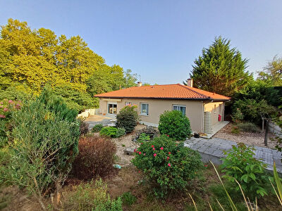 Maison Peyrehorade 6 pièces 144 m² avec studio
