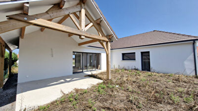 Maison neuve de plain-pied, 5 pièces 118 m² avec garage, proche ORTHEZ