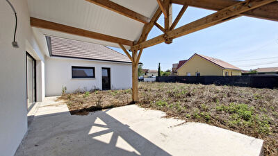 Maison neuve de plain-pied, 5 pièces 118 m² avec garage, proche ORTHEZ