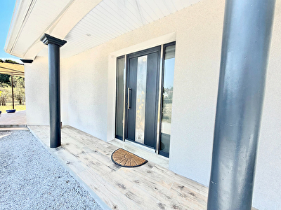 Maison contemporaine de plain-pied 7 pièces 175 m² proche ORTHEZ