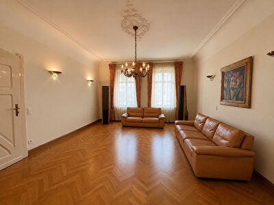 Maison de caractère 9 pièces 322 m² au centre ville de Sarrebourg.