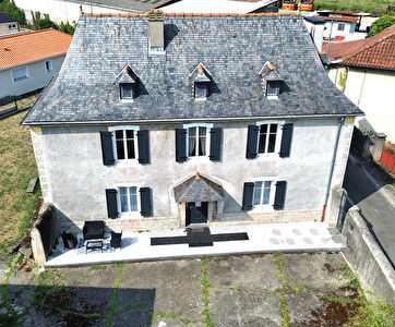 Maison Béarnaise Labastide-Cézéracq 7 pièces 177 m²