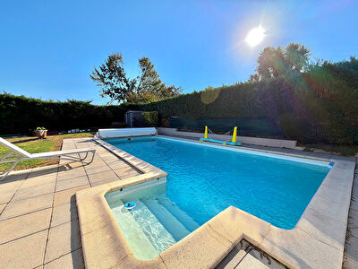 Maison 6 pièces 120 m² avec piscine et double garage, proche centre ORTHEZ