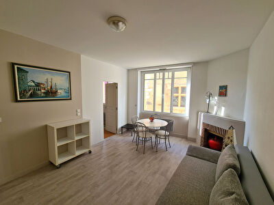 Studio meublé centre Orthez 1 pièce 27 m²