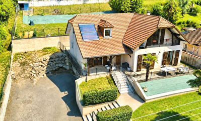 Maison Artix 7 pièces 140 m²