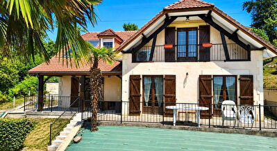 Maison Artix 7 pièces 140 m²
