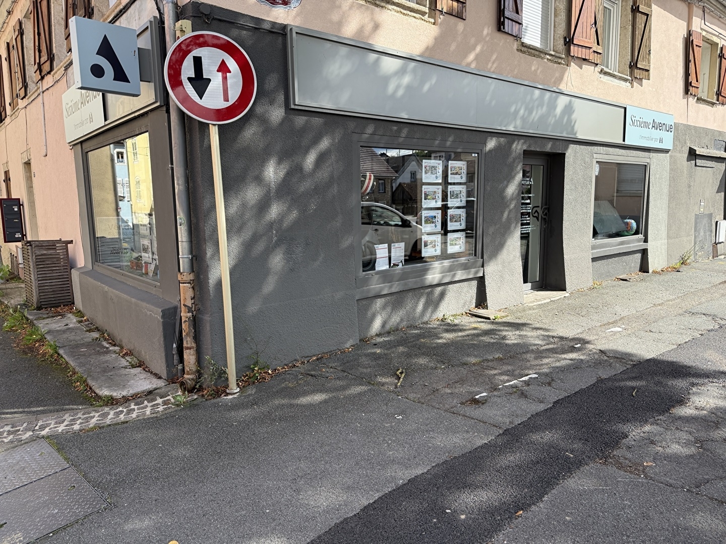 Sixième Avenue Delle