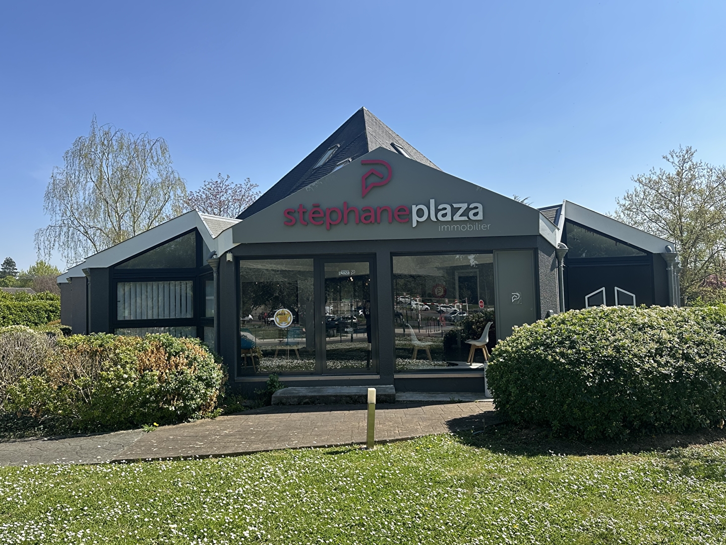 Sixième Avenue Mennecy